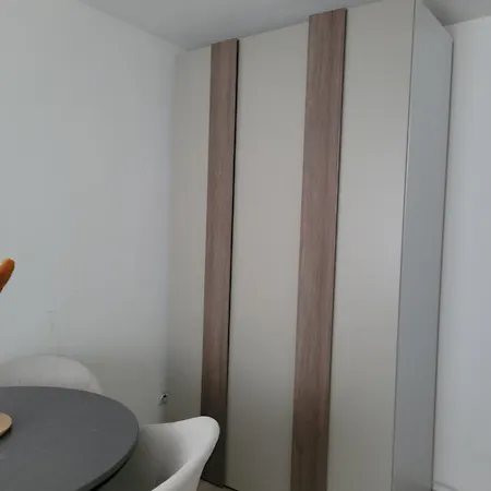 Center Moku Apartment